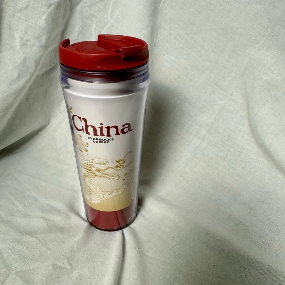 Starbucks global icon